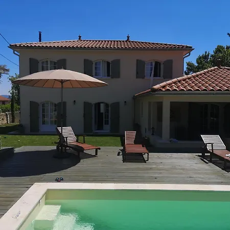 Provencale Villa LʼArbresle